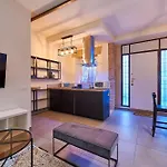 Casa Capocci 68