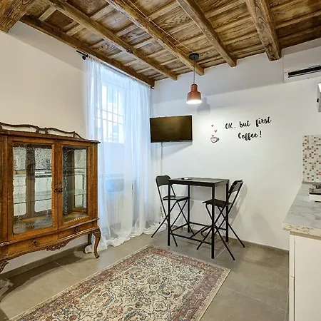 Appartamento Casa Capocci 68 Roma