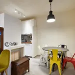 Casa Capocci 68 *